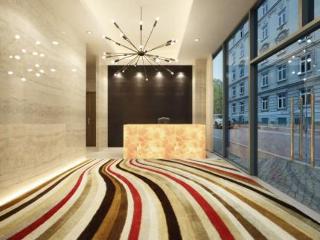 5 Footway 2* Macau